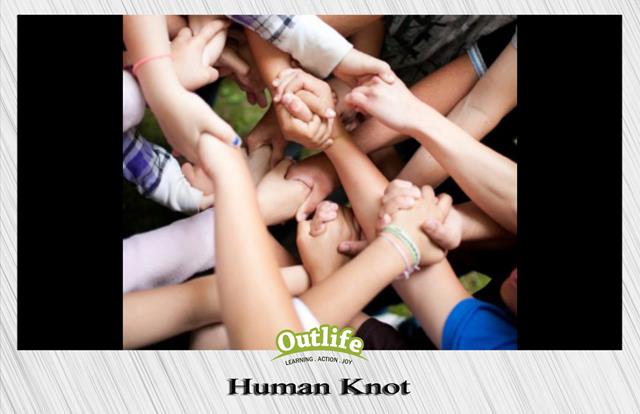 Human Knot Team Building